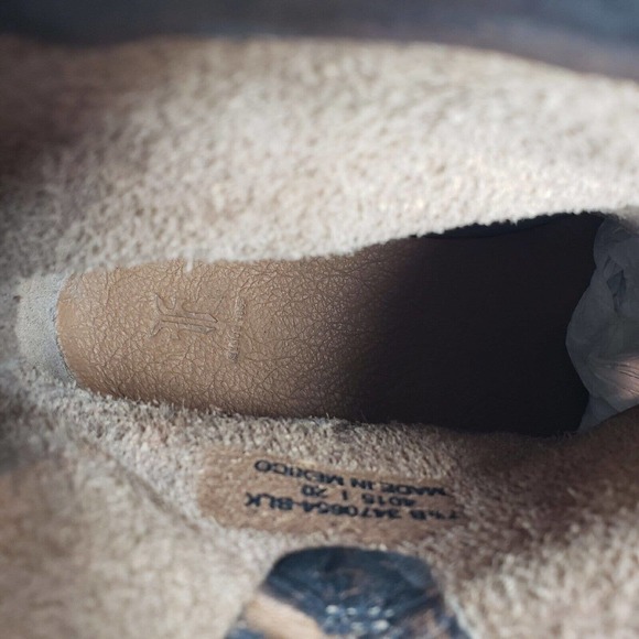 Frye Veronica Short Distressed Brown Leather Moto Boots Size 7.5 Excellent - Picture 11 of 14